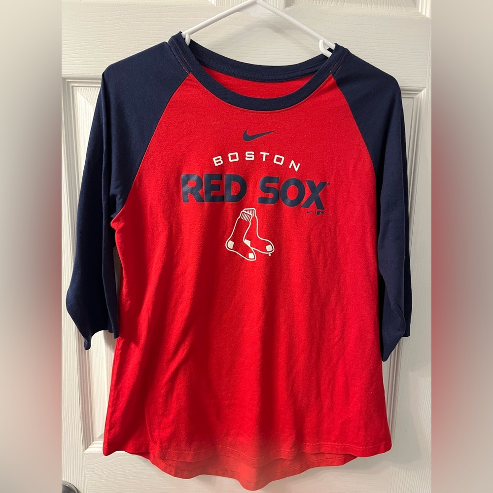 Nike Boston Red Sox Official MLB 3/4 Sleeve Girl’s fitted Size Large Shirt - Picture 2 of 9
